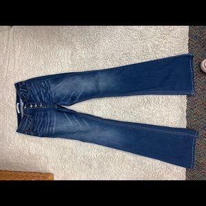 super cute FLARE jean